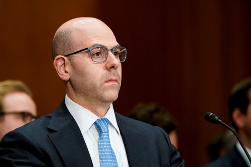 Stephen Miran nommé à un poste de gouverneur de la Fed - ảnh 1