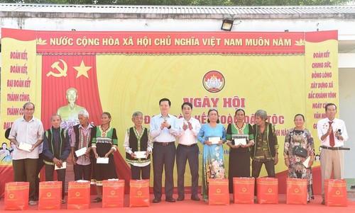 La Journée de la Grande Union nationale à Bac Khanh Vinh - ảnh 1