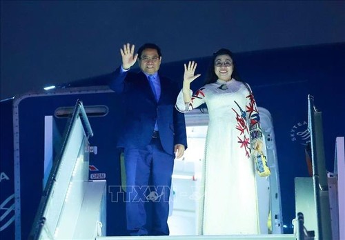 Pham Minh Chinh en route pour le G20 - ảnh 1