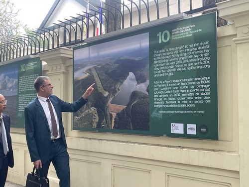 Le 10ᵉ anniversaire de l’Accord de Paris sur le climat célébré à Hanoï - ảnh 1