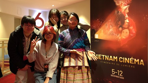 Hà Lê Diêm: “Le public français et la diaspora vietnamienne me font sentir comme chez moi” - ảnh 3