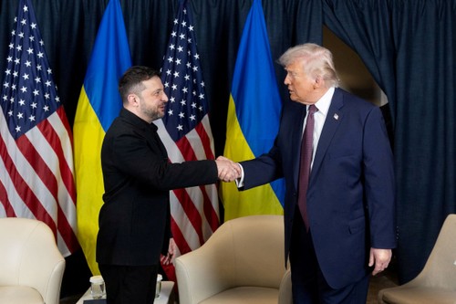 L’Ukraine annonce à Davos un accord de sécurité majeur avec les États-Unis - ảnh 1