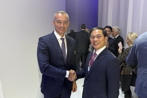 Le Vietnam appuie l’initiative américaine de paix pour le Moyen-Orient - ảnh 1