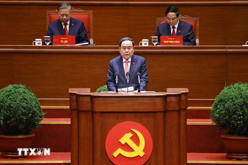 Clôture du XIVe Congrès du Parti: Tô Lâm réélu Secrétaire général du Comité central du Parti communiste vietnamien pour le XIVe mandat - ảnh 2