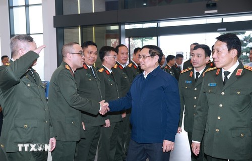 Têt 2026: Pham Minh Chinh présente ses vœux aux forces de cybersécurité - ảnh 1
