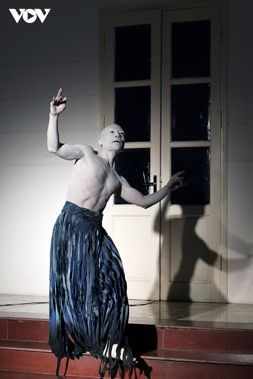 Butoh - Nghệ thuật khám phá chuyển động cơ thể độc đáo của Nhật Bản - ảnh 3