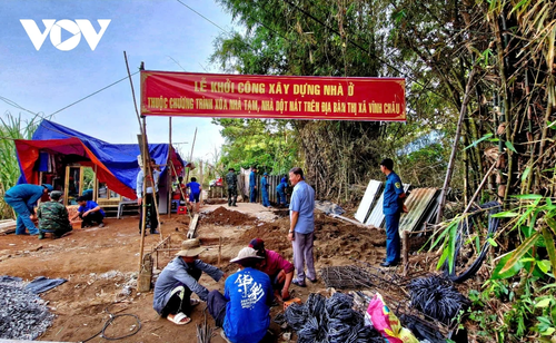 Bộ đội giúp dân xây dựng nhà ở tại Sóc Trăng - ảnh 1