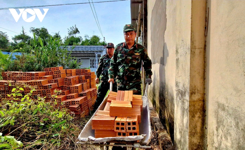 Bộ đội giúp dân xây dựng nhà ở tại Sóc Trăng - ảnh 5