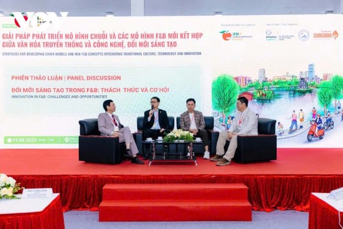 Khách Việt thích thú trải nghiệm ẩm thực đa quốc gia - ảnh 12