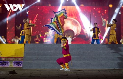 Mãn nhãn đêm khai mạc Tinh hoa Võ Việt lần 1 - Huế 2025 - ảnh 3