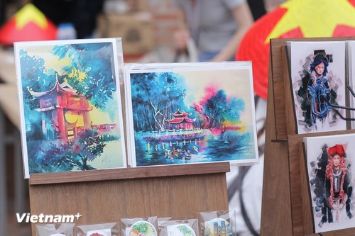 Hà Nội Art Fair: Không gian nghệ thuật đương đại “độc đáo” - ảnh 14