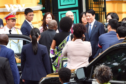 Toàn cảnh lễ đón Tổng thống Burundi và Phu nhân thăm chính thức Việt Nam - ảnh 3