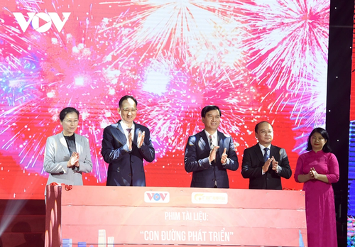 Ra mắt bộ phim tài liệu “Con đường phát triển” do VOV và Đài PT-TH Quảng Tây sản xuất - ảnh 7