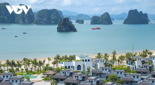 Điểm danh các bãi biển hấp dẫn nhất mùa hè ở Quảng Ninh - ảnh 2