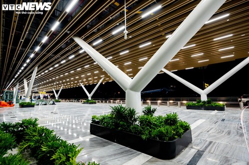 Ngắm Nhà ga T3 Tân Sơn Nhất trước ngày đón chuyến bay đầu tiên - ảnh 5