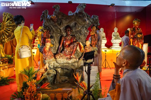 Chiêm ngưỡng 87 bảo vật quốc gia về Phật giáo tại Đại lễ Vesak 2025 - ảnh 7