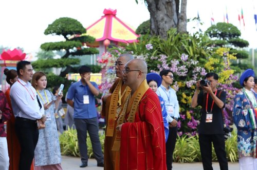 Vesak 2025: Tôn vinh các giá trị Phật giáo về hòa bình và phát triển bền vững - ảnh 7