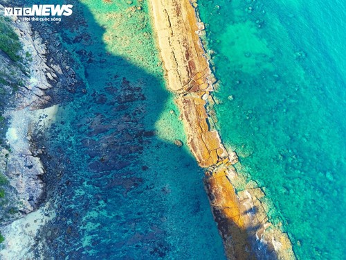 Cận cảnh con đường đi bộ xuyên biển "thoắt ẩn thoắt hiện" tại Bình Định - ảnh 3