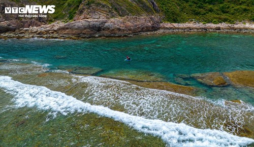 Cận cảnh con đường đi bộ xuyên biển "thoắt ẩn thoắt hiện" tại Bình Định - ảnh 8