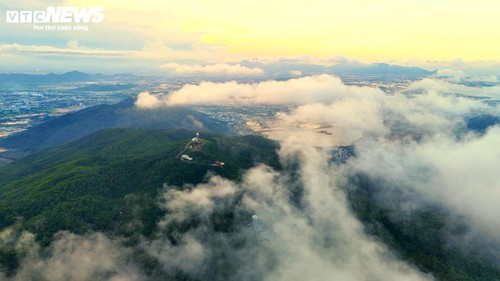 Khám phá Vũng Chua - "nóc nhà" mây phủ của phố biển Quy Nhơn - ảnh 1