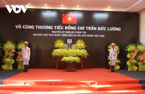 Cử hành trọng thể Lễ viếng nguyên Chủ tịch nước Trần Đức Lương - ảnh 21