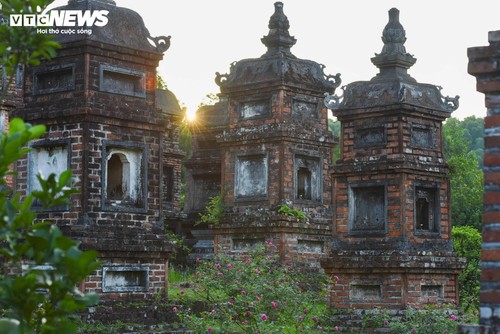 Chiêm ngưỡng ngôi chùa cổ vùng Kinh Bắc có vườn tháp lớn nhất Việt Nam - ảnh 15