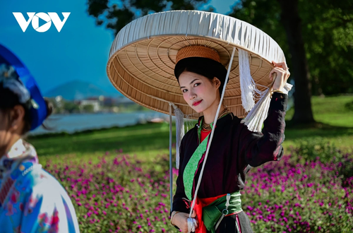 Việt phong hội tụ: Cuộc diễu hành Việt phục lớn nhất tại Huế - ảnh 8