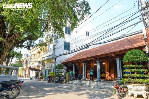 Người dân về thôn Lại Đà thắp hương tưởng niệm cố Tổng Bí thư Nguyễn Phú Trọng - ảnh 1