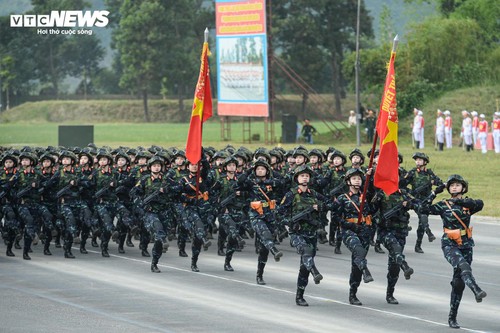 Những khoảnh khắc ấn tượng tại buổi tổng hợp luyện quy tụ hơn 16.300 chiến sĩ - ảnh 11