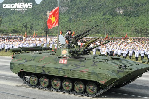 Tên lửa, xe chiến đấu 'Made in Vietnam' phô diễn sức mạnh tại buổi hợp luyện A80 - ảnh 7