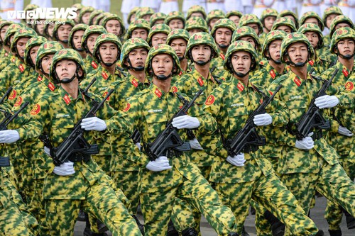 Những khoảnh khắc ấn tượng tại buổi tổng hợp luyện quy tụ hơn 16.300 chiến sĩ - ảnh 8