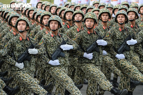 Những khoảnh khắc ấn tượng tại buổi tổng hợp luyện quy tụ hơn 16.300 chiến sĩ - ảnh 9