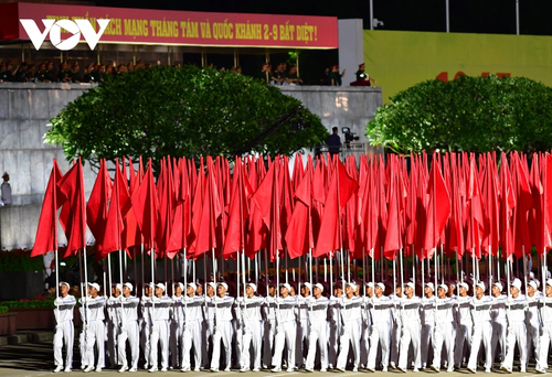 Hùng tráng tổng hợp luyện diễu binh, diễu hành A80 trên Quảng trường Ba Đình - ảnh 14