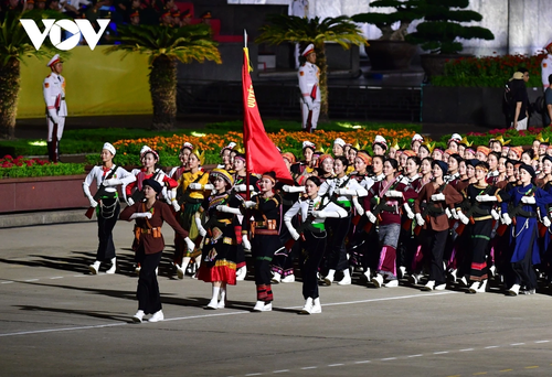 Hùng tráng tổng hợp luyện diễu binh, diễu hành A80 trên Quảng trường Ba Đình - ảnh 3