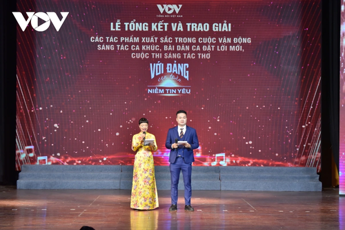 40 tác phẩm đoạt giải cuộc vận động sáng tác “Với Đảng vẹn toàn niềm tin yêu“ - ảnh 1