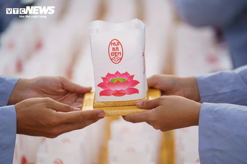 Ngắm núi Bà Đen hùng vĩ, huyền ảo từ trên cao - ảnh 12