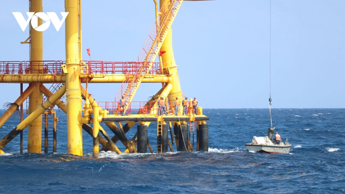 Hải trình mang mùa Xuân đến các nhà giàn DK1 - ảnh 4