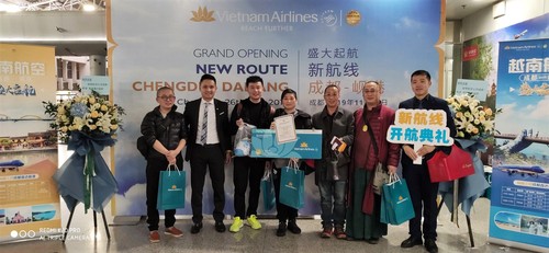 Vietnam Airlines khai thác đường bay giữa Đà Nẵng và Thành Đô (Trung Quốc) - ảnh 1