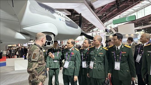 La France inaugure le salon de l’armement Eurosatory - ảnh 1