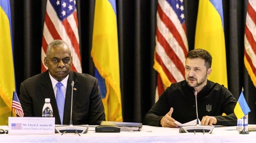 L'Ukraine réclame plus d'armes lors d'une réunion à Ramstein - ảnh 1