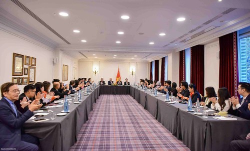 Tô Lâm rencontre des intellectuels vietnamiens de la communauté francophone - ảnh 1