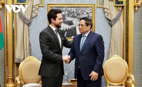 Pham Minh Chinh rencontre Al Hussein bin Abdullah II - ảnh 1