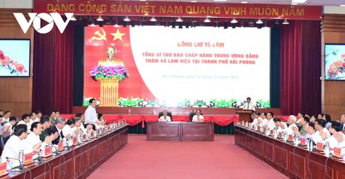 Tô Lâm travaille avec le comité du Parti de Hai Phong - ảnh 1