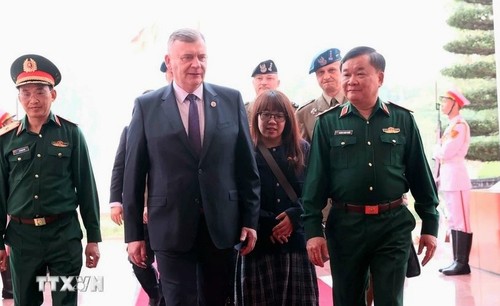 Vietnam-Pologne: Vers un renforcement de la coopération en matière de défense   - ảnh 1