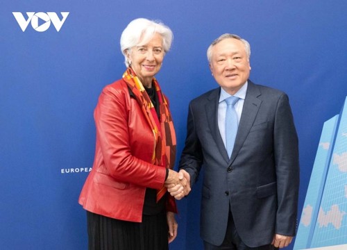 Le Vietnam construit un centre financier transparent et efficace, conforme aux normes internationales - ảnh 1