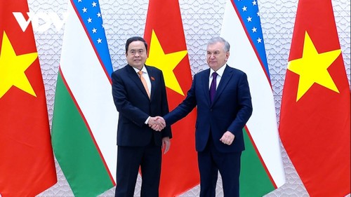 Trân Thanh Mân rencontre le président ouzbek - ảnh 1