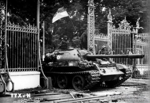 Printemps 1975 - une grande victoire dans l’Histoire nationale - ảnh 1