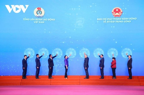 Hanoï: lancement du Mois d’action pour la sécurité et l’hygiène au travail et du Mois des travailleurs 2025 - ảnh 1