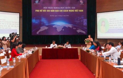 La presse contribue à renforcer la place des femmes dans l’ère d’intégration et de transformation numérique - ảnh 2