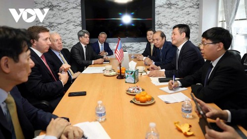Le ministre vietnamien du Commerce en tournée d’affaires aux États-Unis - ảnh 1